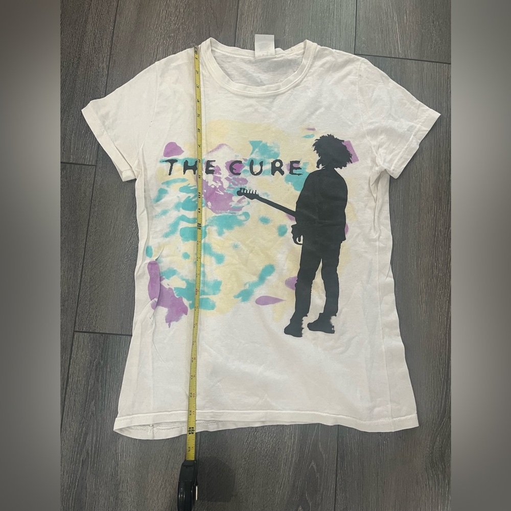 The Cure small White tee